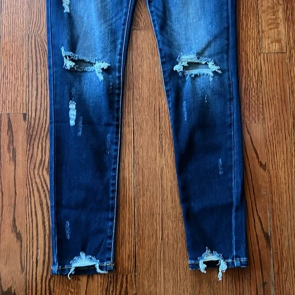 Kancan Kora Mid Rise Super Skinny jeans - Picture 6 of 9